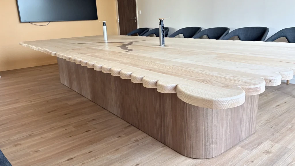 Table de conférence sur mesure à Rennes, Rennes — photo 4