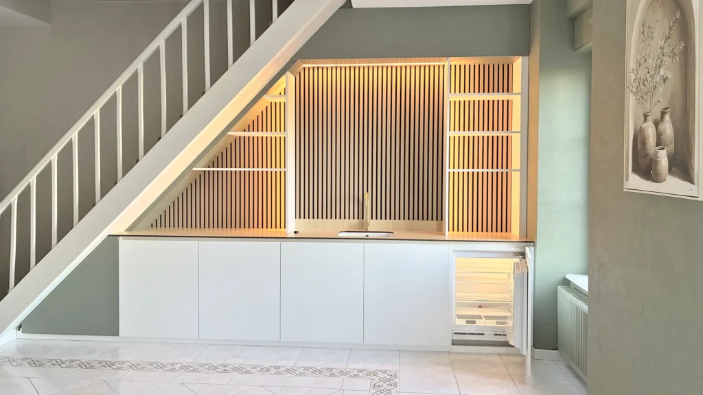 Cuisine sous escalier à Saint-Malo, Saint-Malo — photo 4